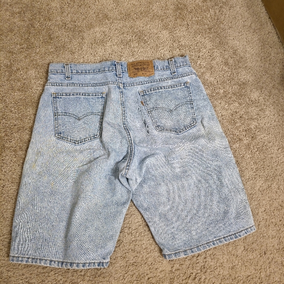 Levis - Picture 2 of 6